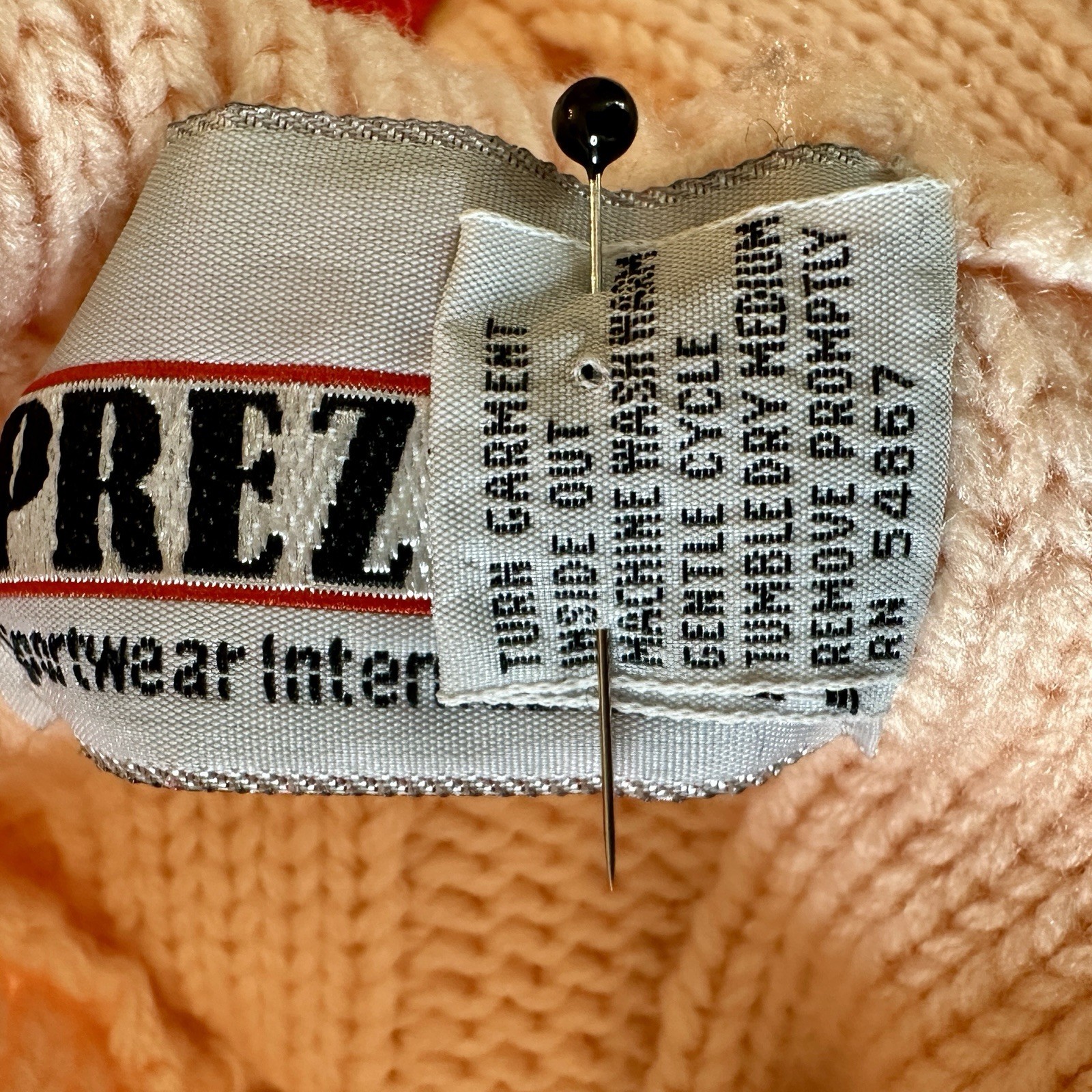 Prezzia Vintage Chunky Cropped Light Peach Sweater 1980’s Women Large