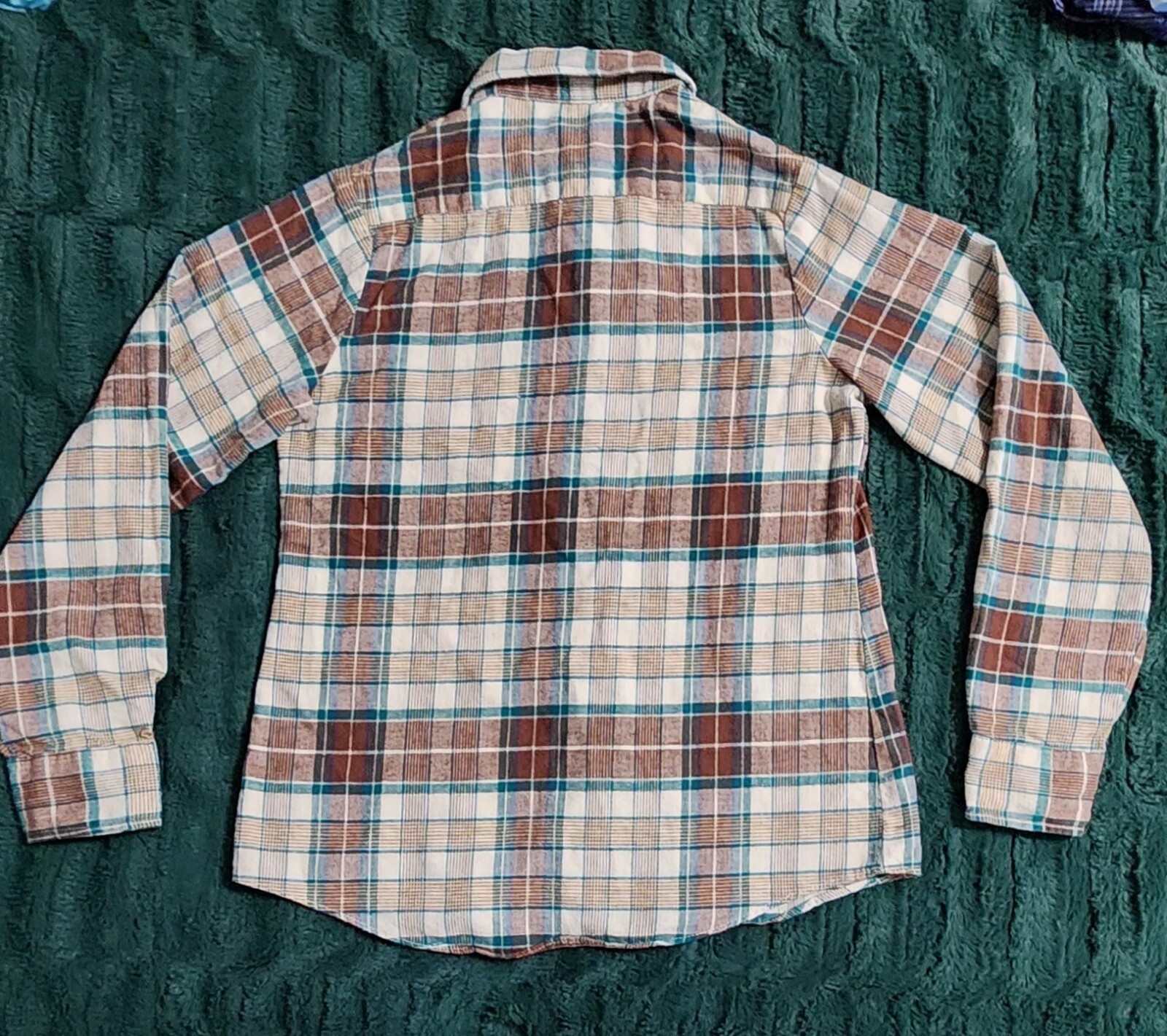 Vintage Woolrich Ladies 9/10 LS Green Brown Plaid Button Up Flannel Shirt