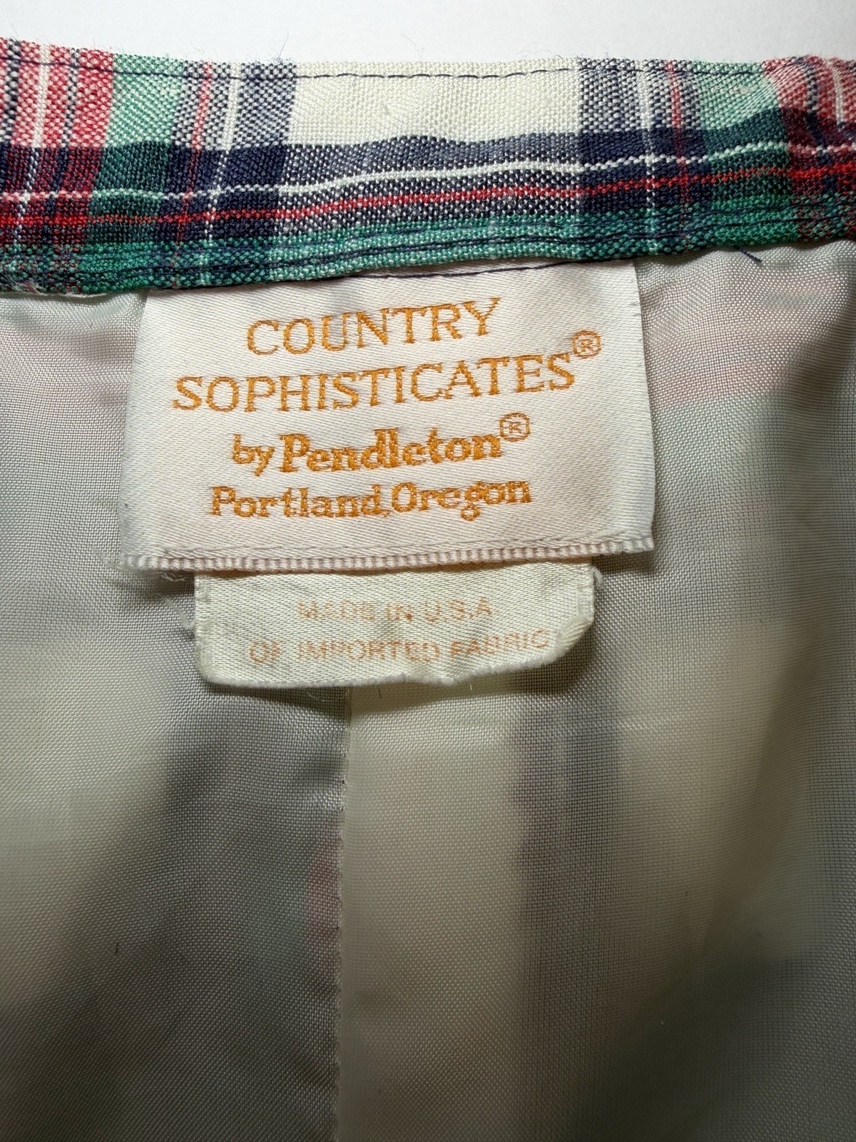 VTG 1980s Pendleton Country Sophisticates plaid skirt. No size tag SEE MEASURE