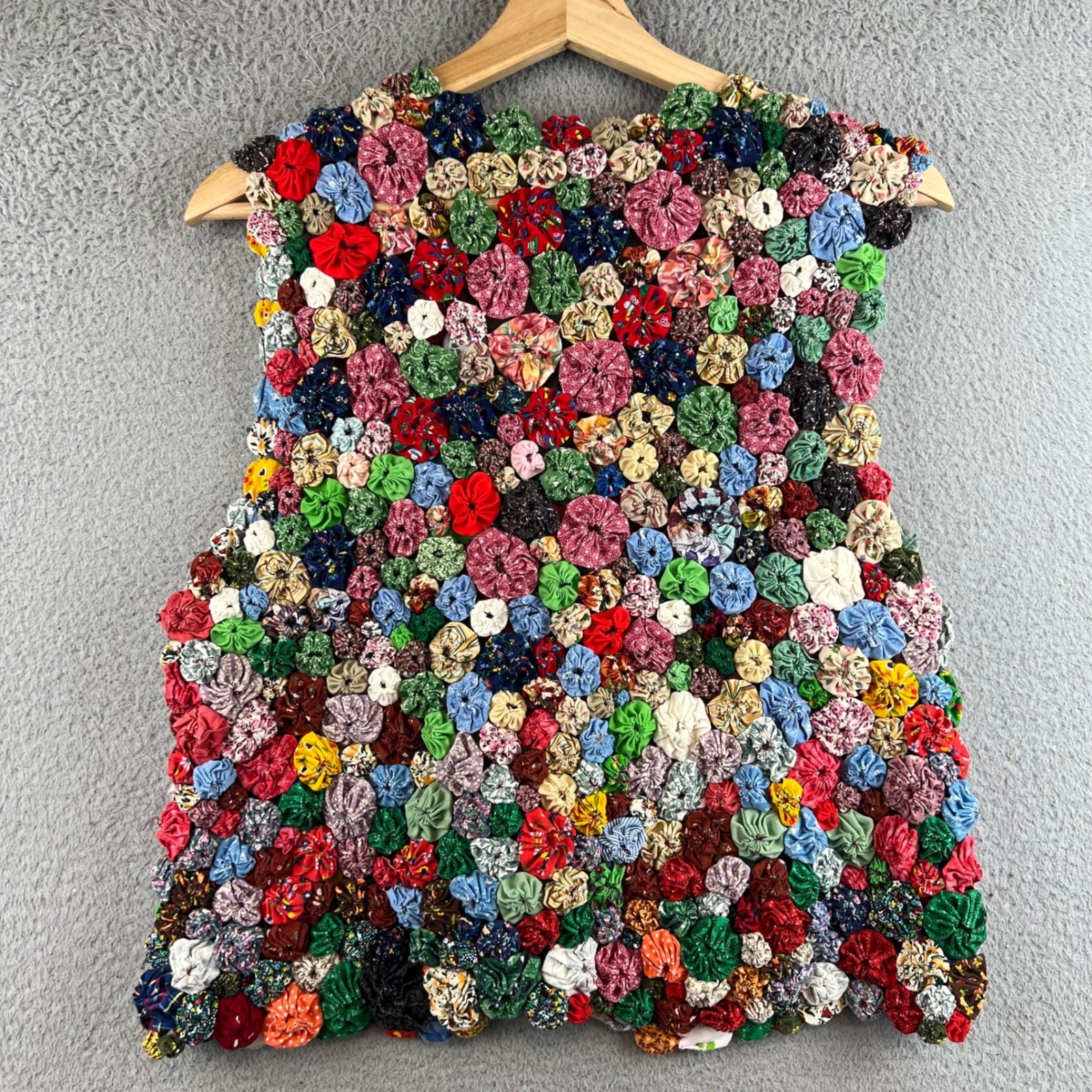 Vintage Handmade Vintage Yo-Yo Quilt Vest Multicolored Patchwork Folk Art Top