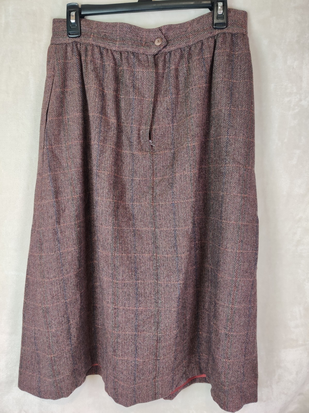 Vintage 100% Wool Women&rsquo;s Skirt Size (16/17) Brown Plaid Preppy Schoolgirl