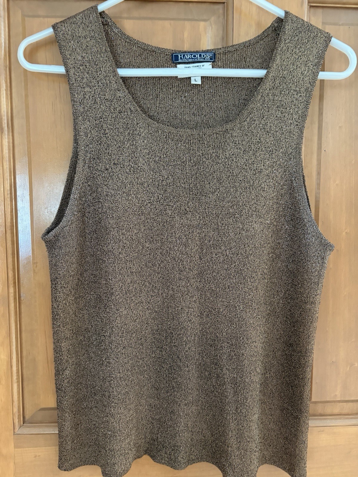 Vtg. 1970&rsquo;s Harold’s Woman’s Hand Framed Sweater Shell Tank Size L Mi Macau