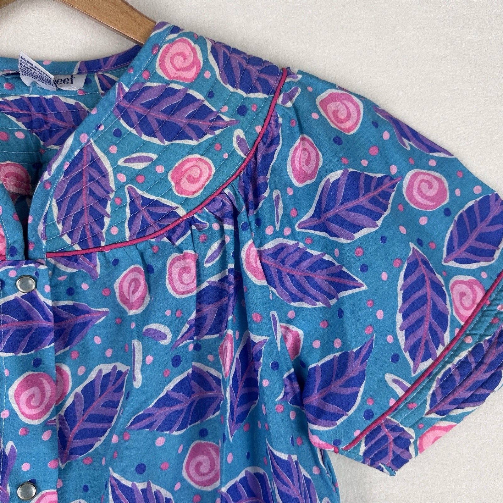 Vintage Court Street Floral House Dress Robe Snap Front Size M Pockets Bohemian