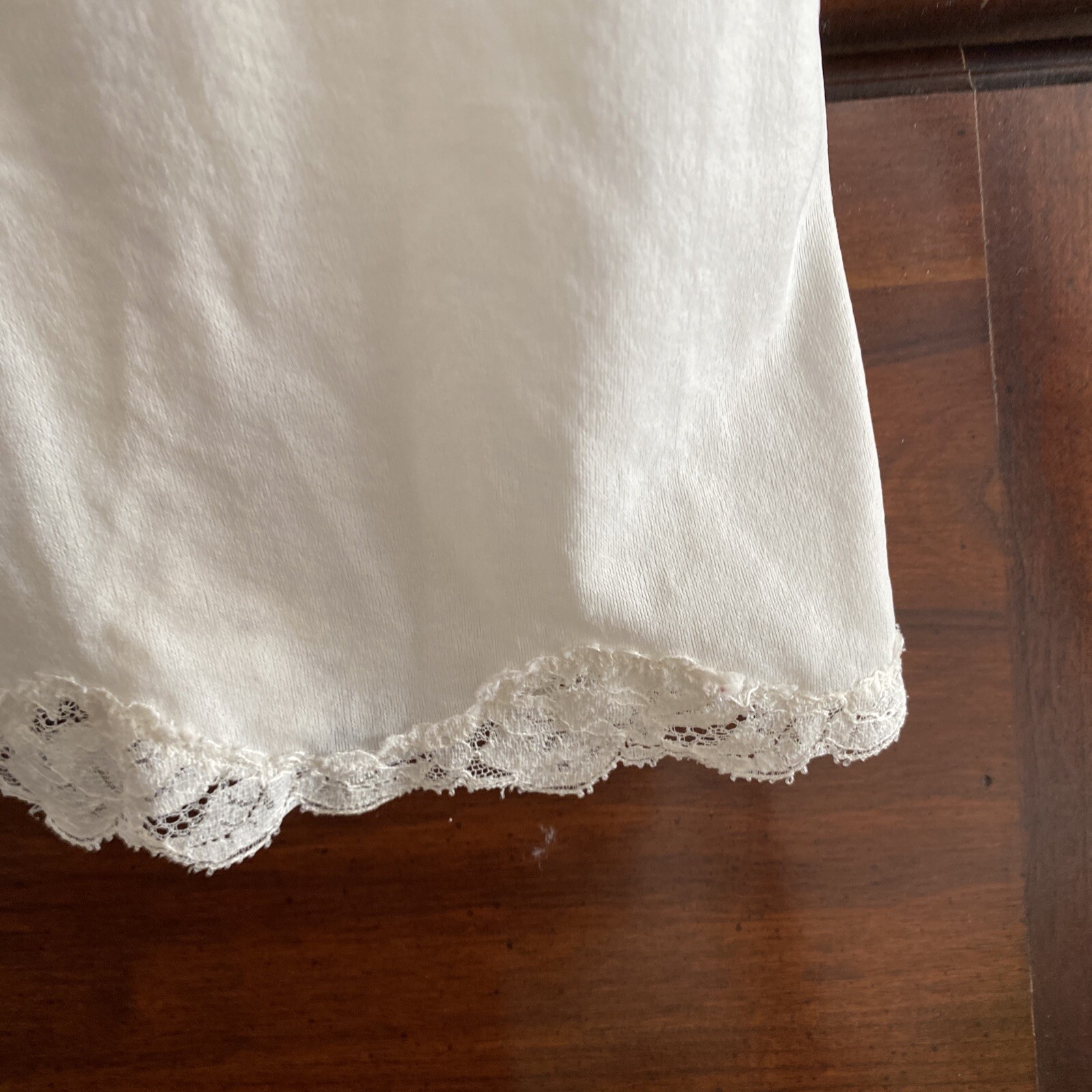 VTG SEARS Jr Bazaar Ivory Full Slip Polyester Crepe Size 5 Lace Trim