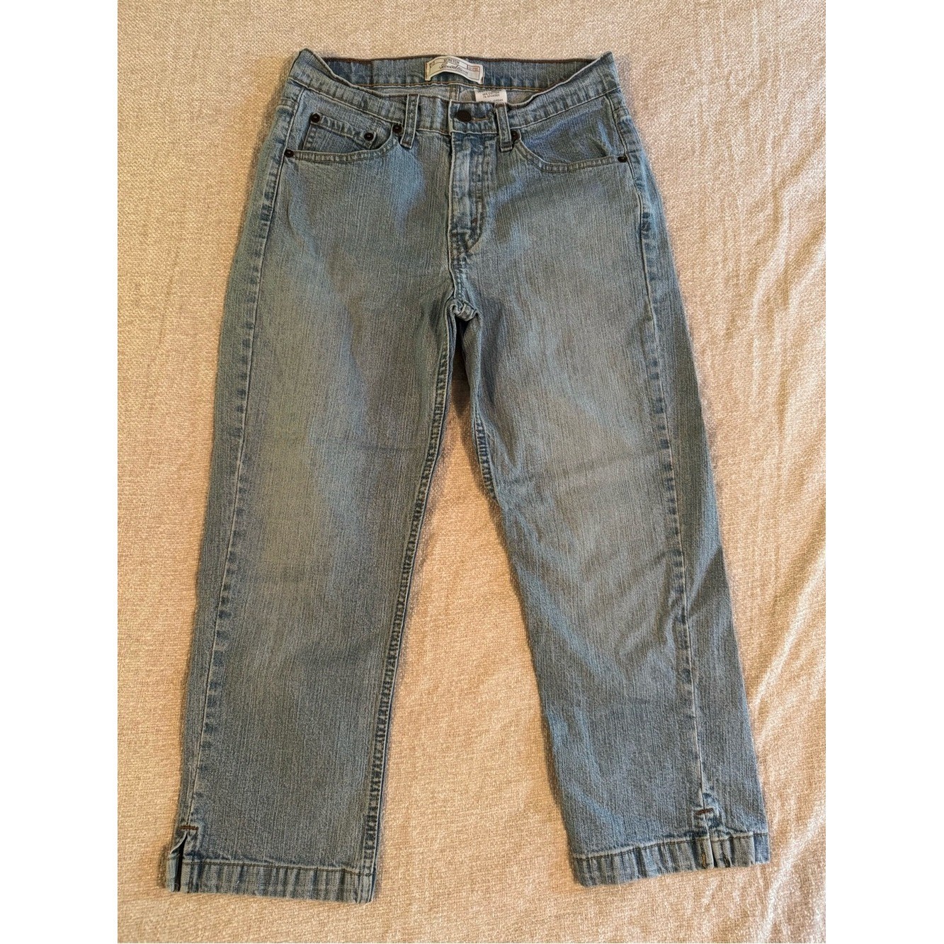 Vintage Levi&rsquo;s Signature Straight Leg Denim Capri Hem Splits size 8