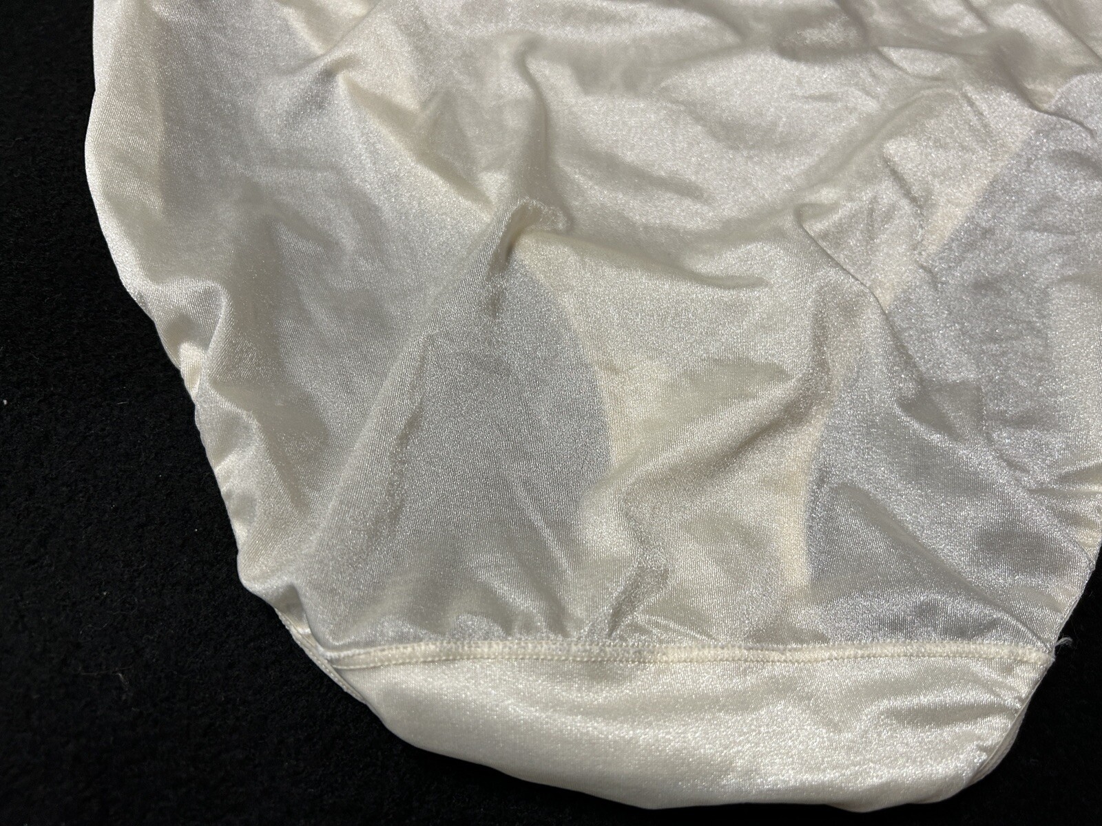 Vtg VANITY FAIR 13194 Comfort Essentials Satin Hi-Cut 9 Ivory Brief Panties #25