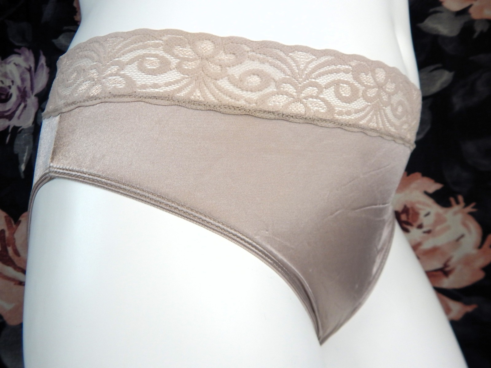 NOS Vintage Bali Studio Second Skin Lace Hi-Cut/Hi-Leg Satin Panties Taupe Sz 8