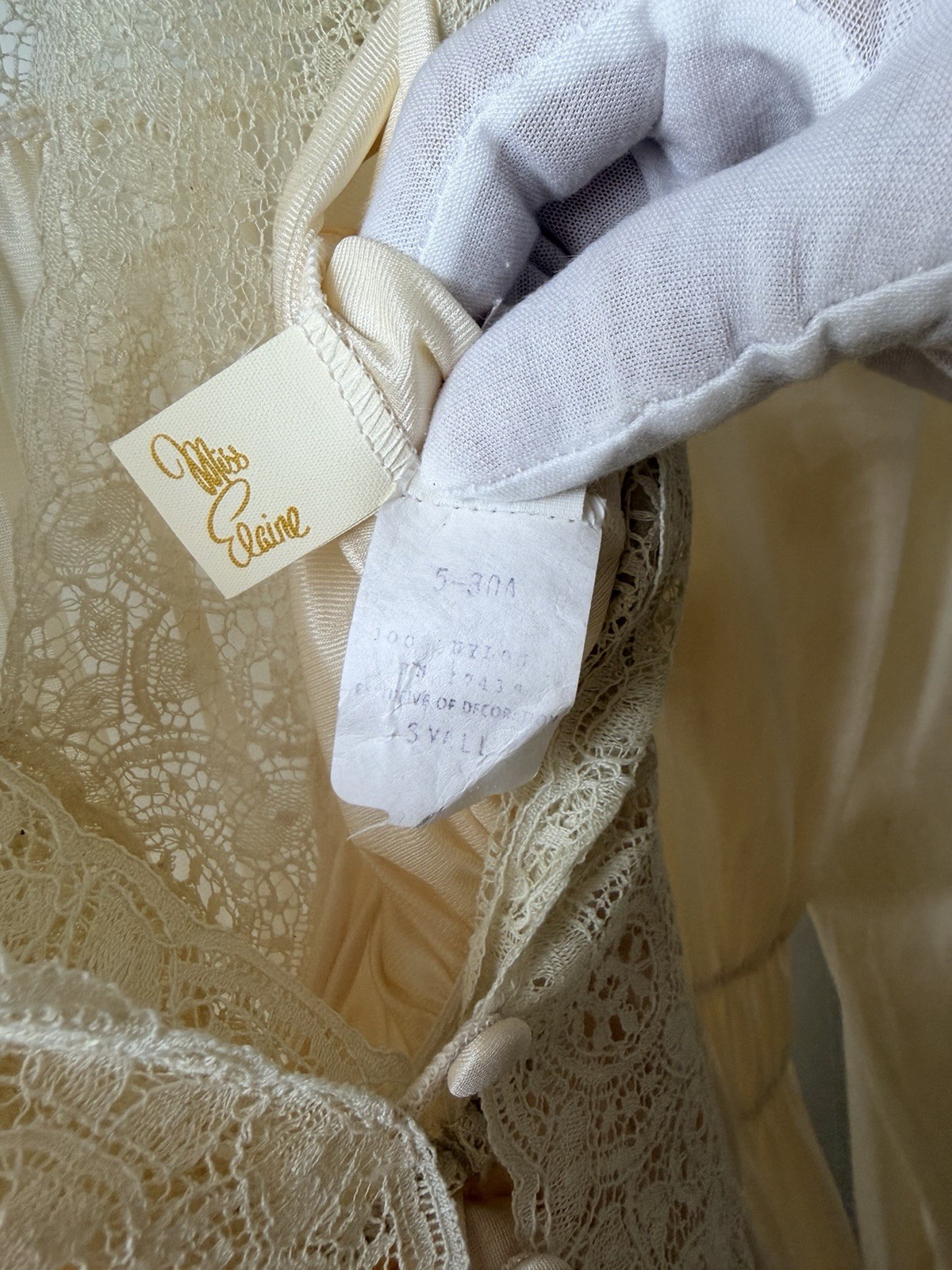 Vintage Miss Elaine Peignoir Set Ivory Lace Bridal Robe Gown Small USA