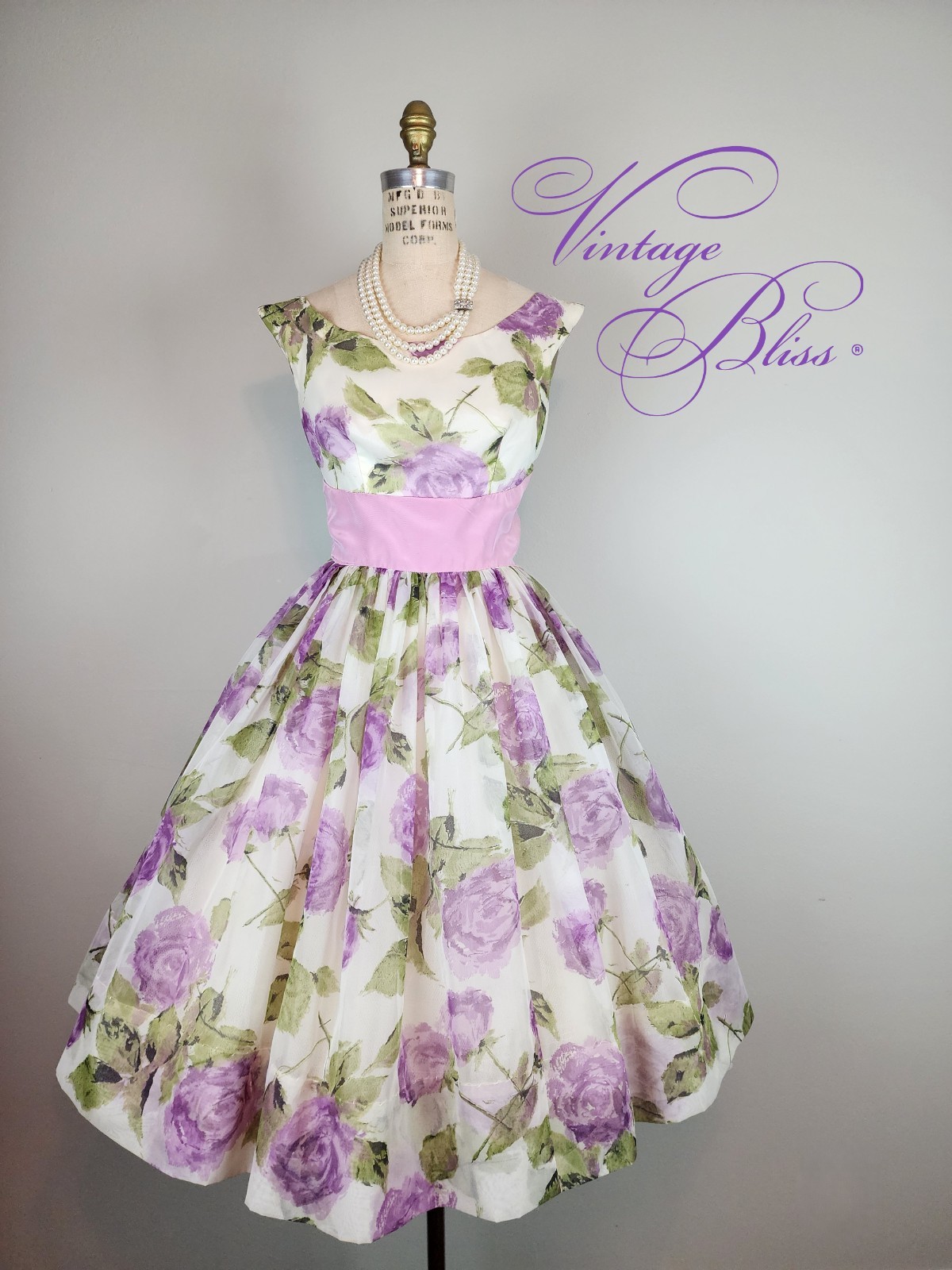 Gorgeous Vintage 1950&rsquo;s Lavender Rose Garden Chiffon Party Dress with Full Skirt