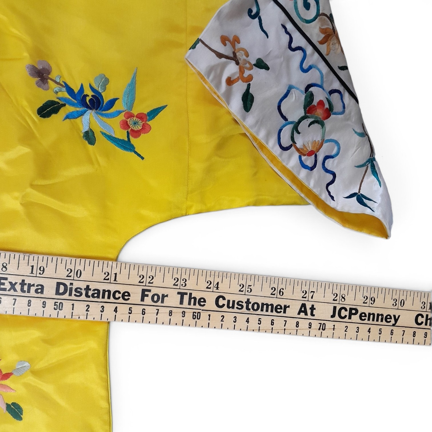 Vintage 1960s Chinese Embroidered Silk Robe-Yellow Floral-Size Medium