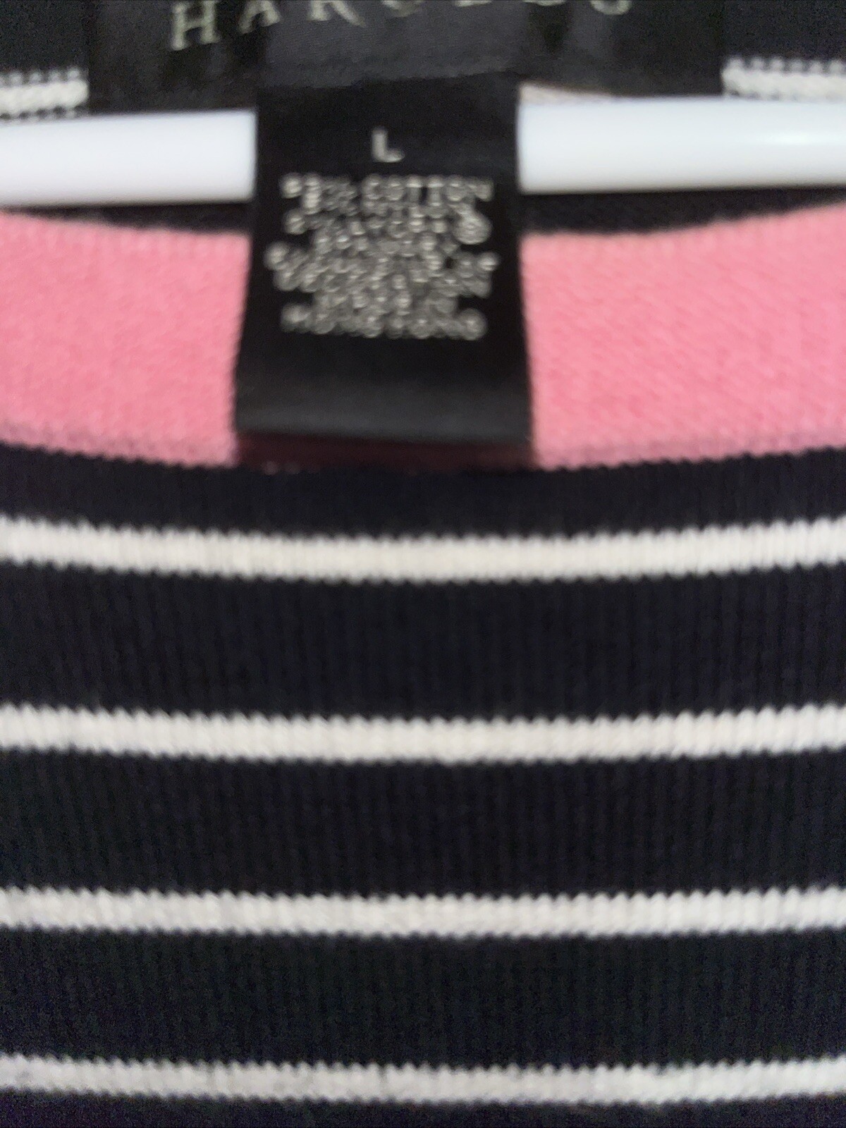 Vintage HAROLDS sweaterNavy With White And Pink Embroidered Flowers. Size Large