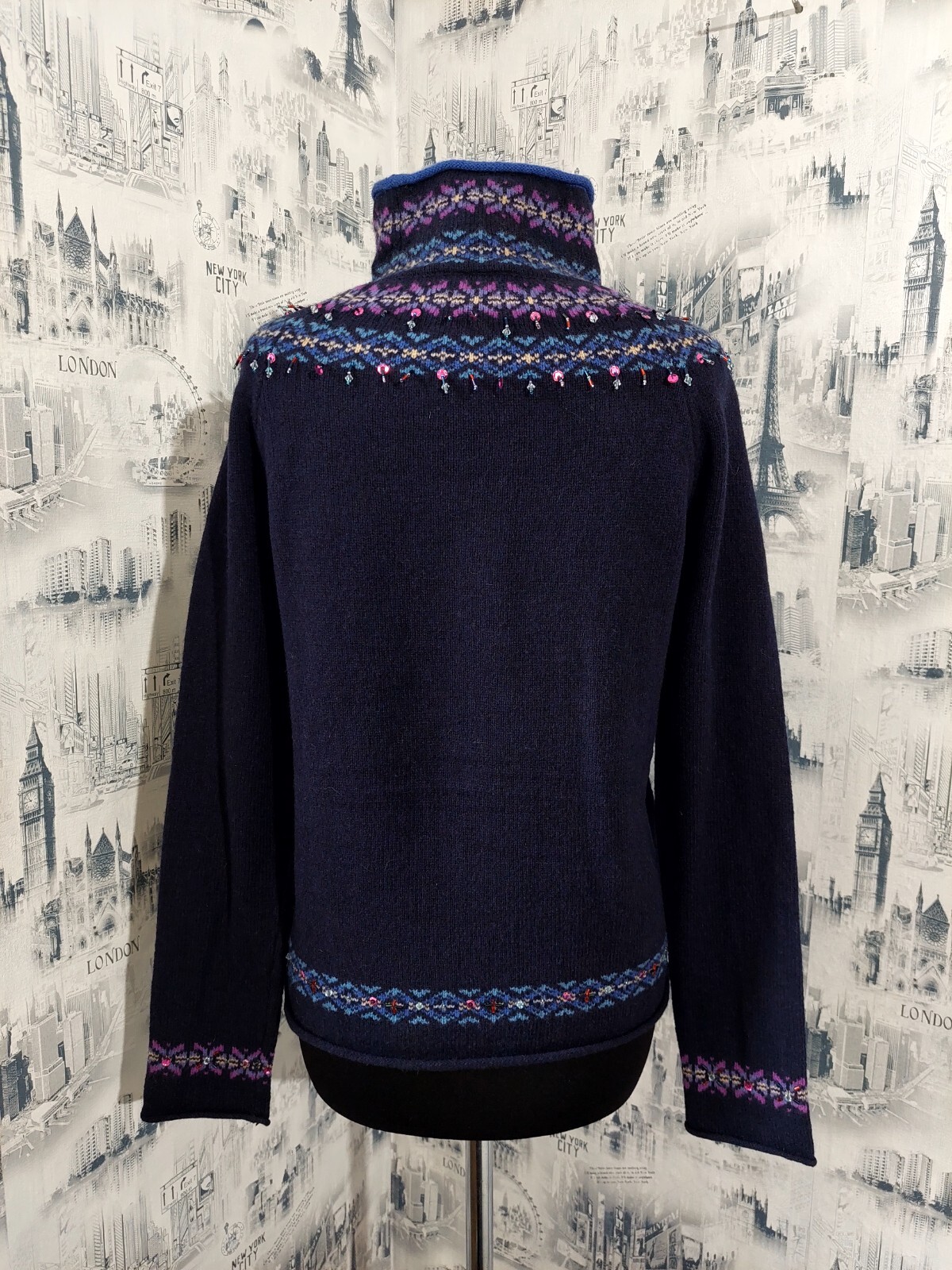 VTG Laura Ashley Sweater 100% Lambswool Multicolor Fair Icle Beaded Knit Sz S /P