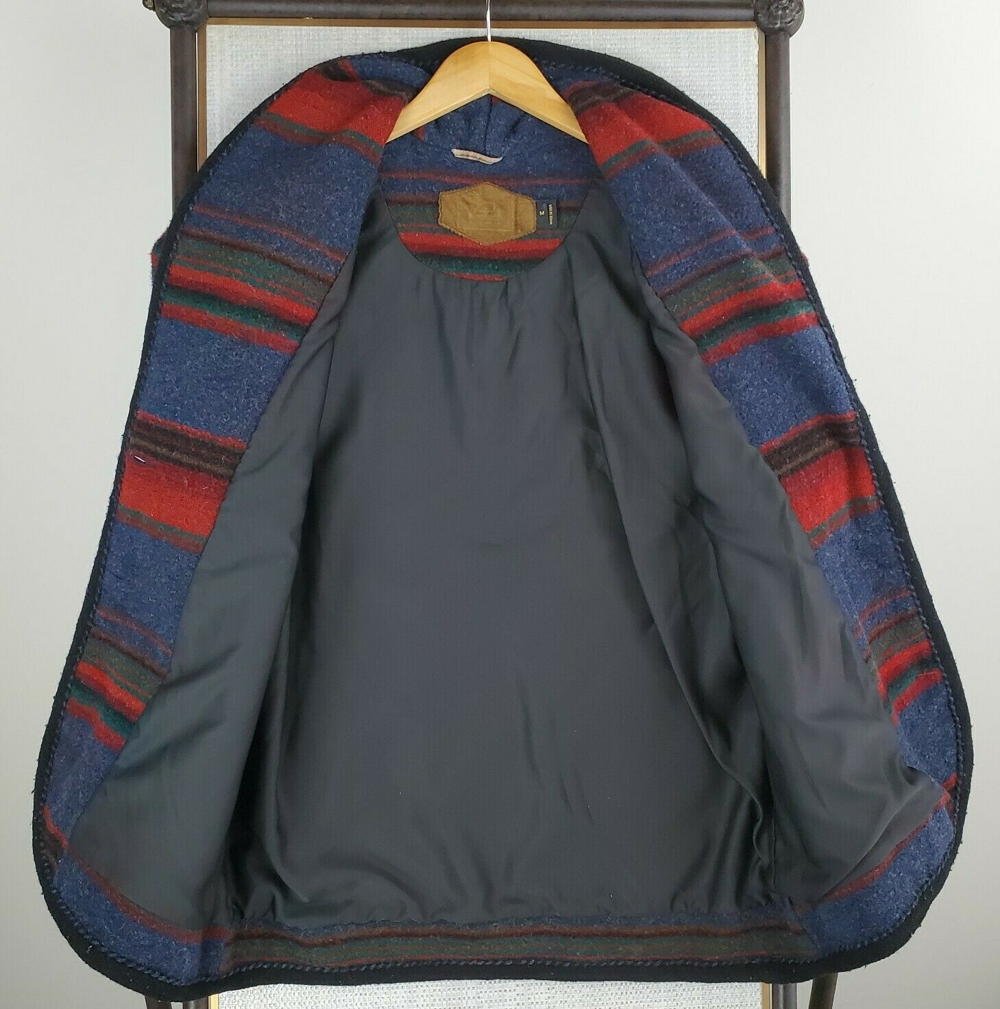 VTG WOOLRICH Size Medium Womens Made in USA Wool Southwest Barn Chore Coat