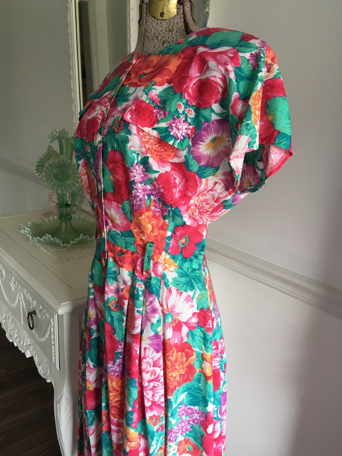 Vintage Stuart Alan 1980s 90’s BOLD FLORAL Bouquet Shirt DRESS 1940’s Flare MIDI