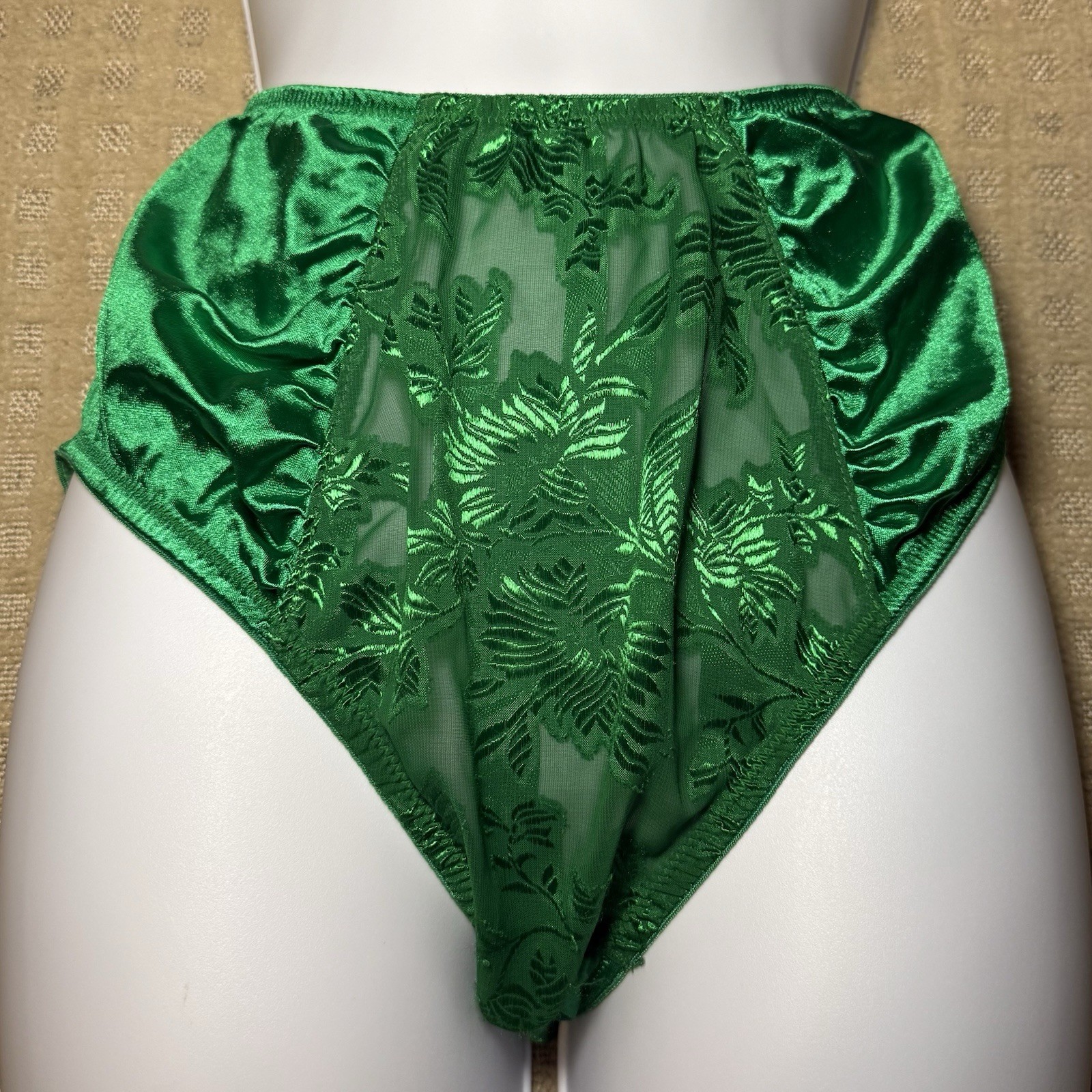 NWOT Victoria&rsquo;s Secret VTG Green Satin Sheer Gold Label Bikini Panties Panty L/7