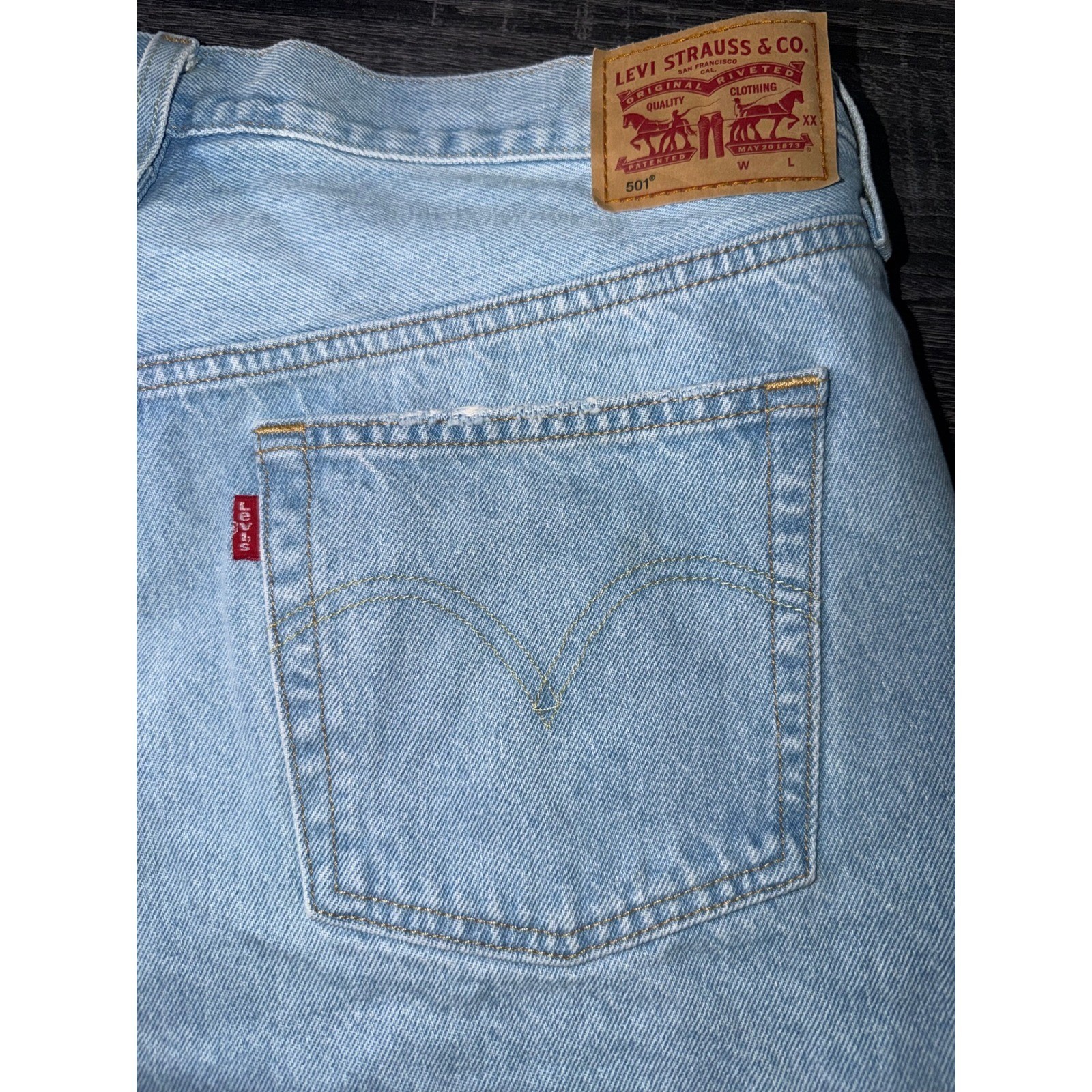 Levis 501 Original Distressed Light Wash Cut Off Denim Shorts Grunge Boho W34