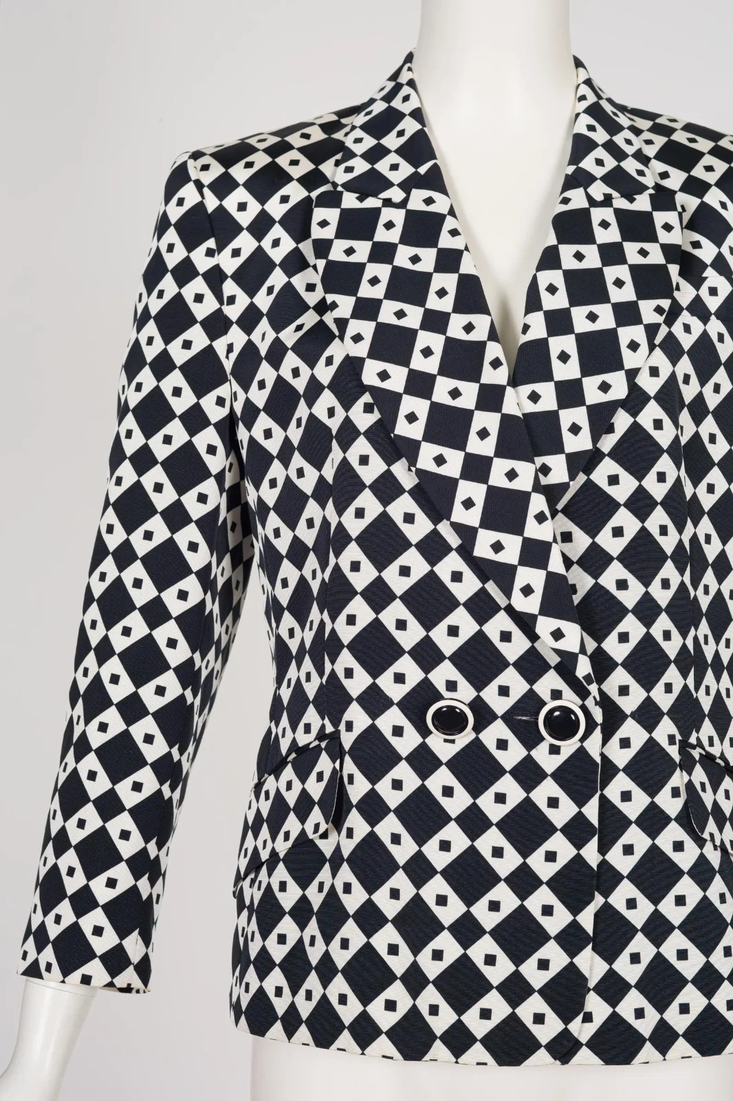 Antonette 1980s Black White Geometric Op-Art Print Faille Vintage Blazer Jacket