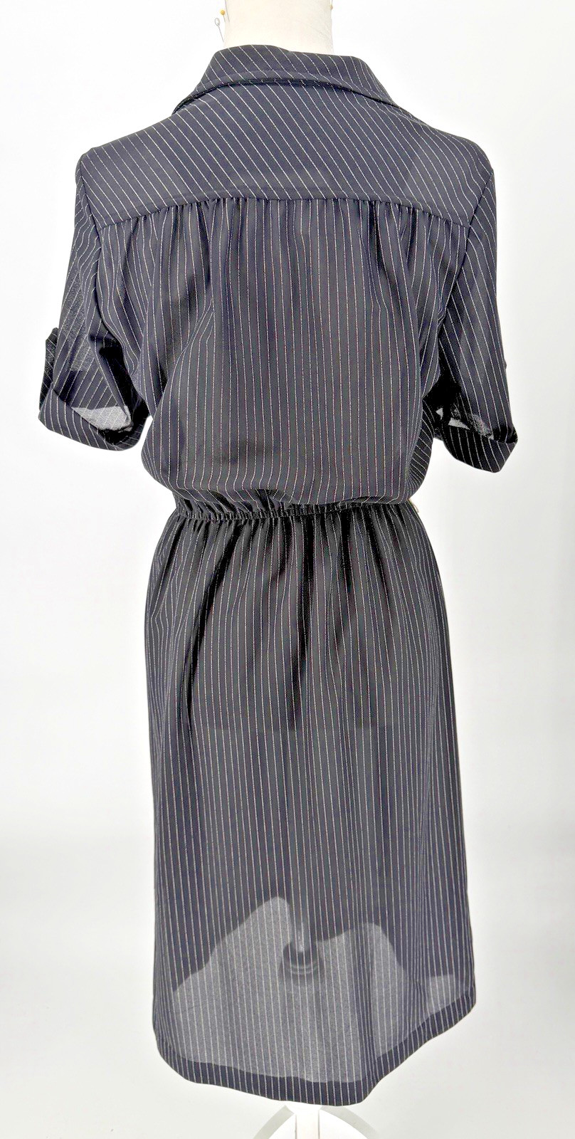 Vintage Tab-Sleeve-Black & White Pinstripe Shirtwaist dress-Size 14-No Belt