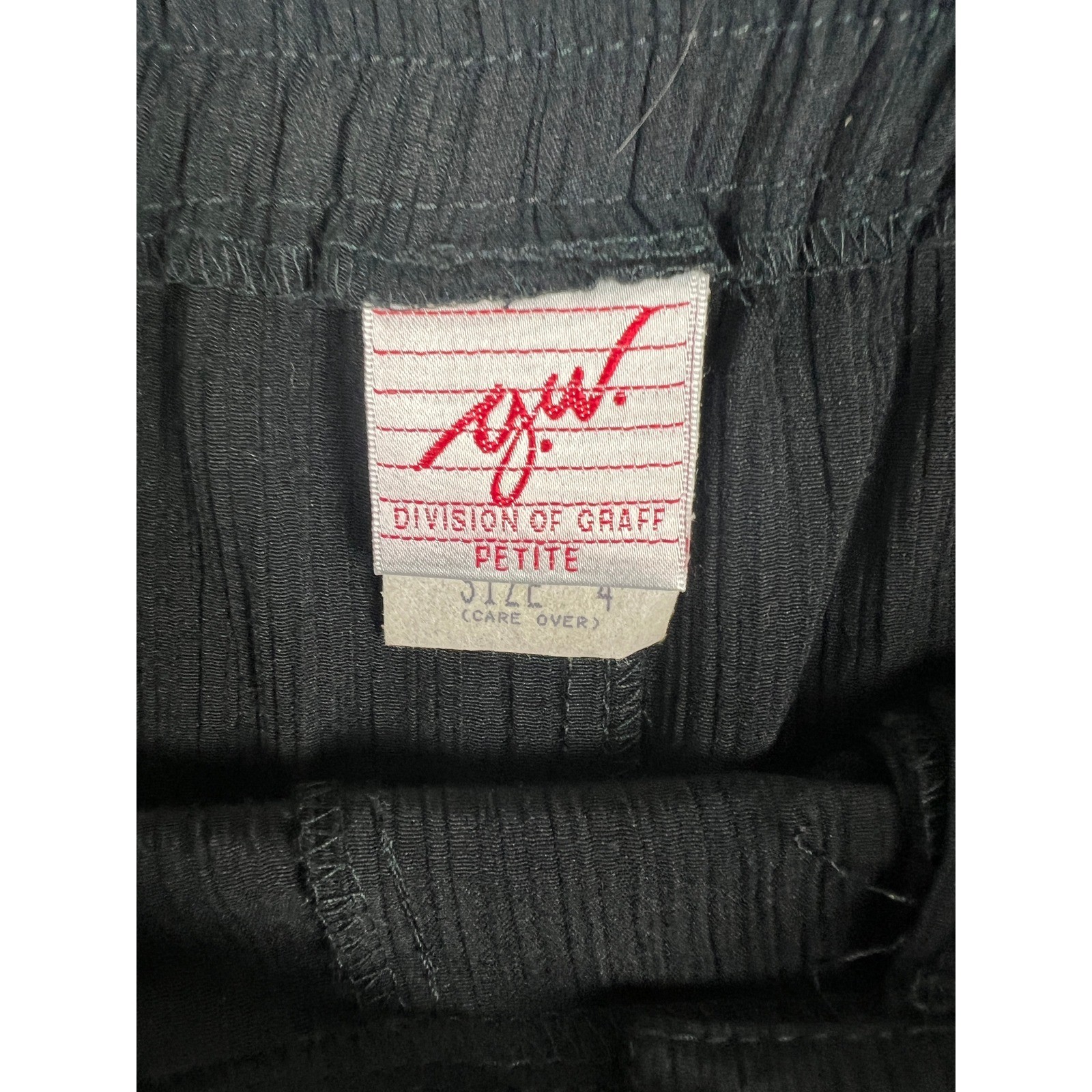 Vintage Pleated High Waist Shorts Minimalist Dark Academia Black Rayon XS/0/2