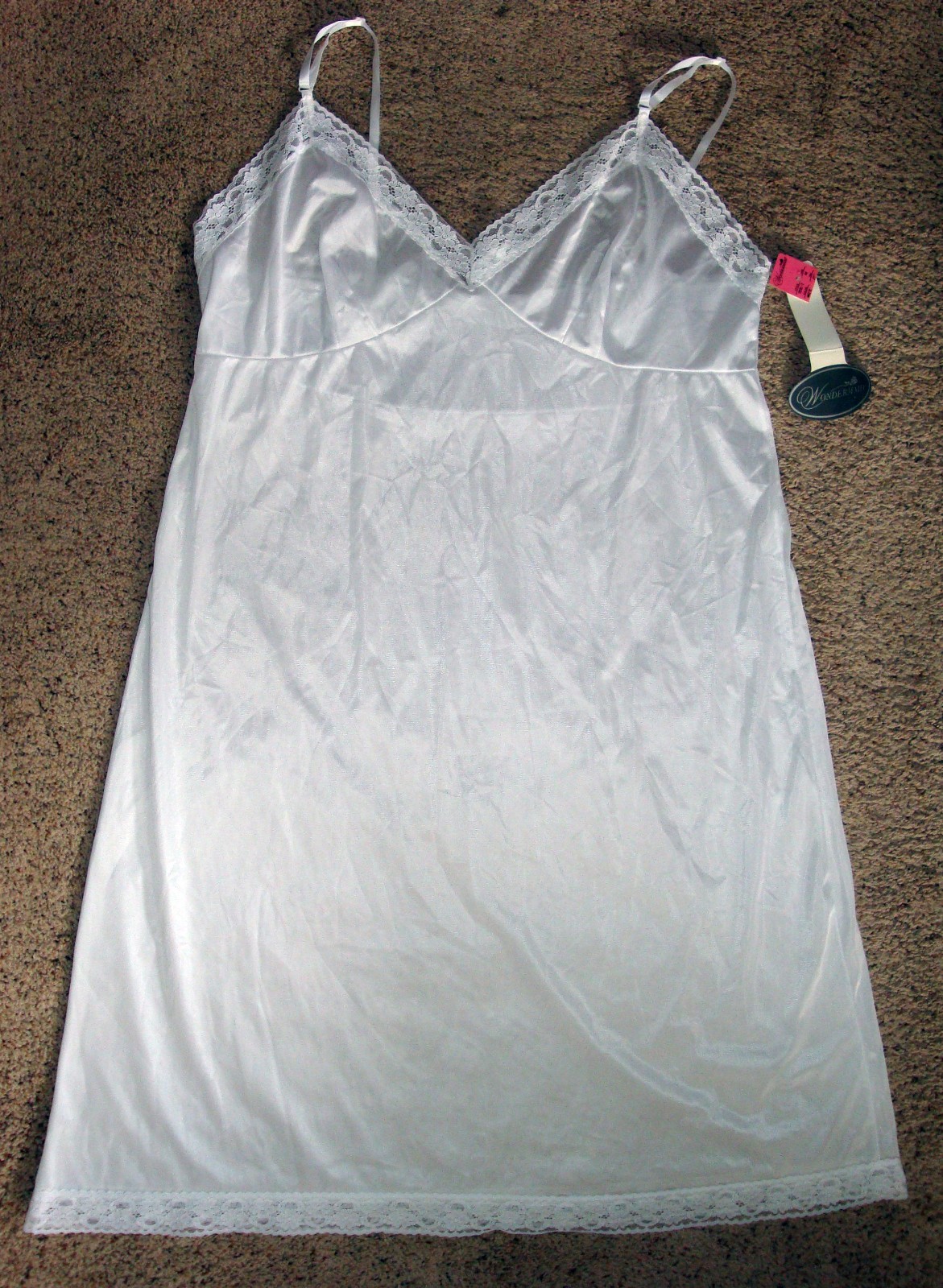 NWT Vintage Size 42 Wondermaid 1X White Long Slip 27 in. Lace Silky Antron Nylon