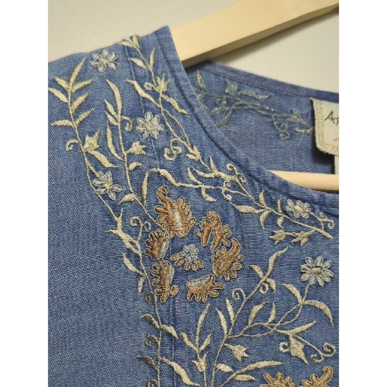 Vtg 90s April Cornell Chambray Blue Button Front Midi Dress Cottage Modest Boho