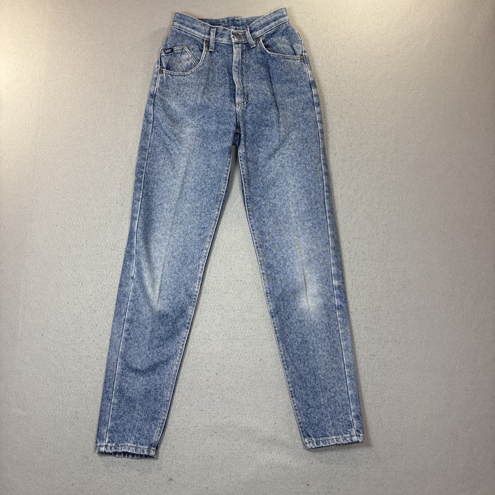 Y2K 90&rsquo;s Lee High Waisted Mom Jean Made in the USA Tapered Leg Sz 5 100% Cotton