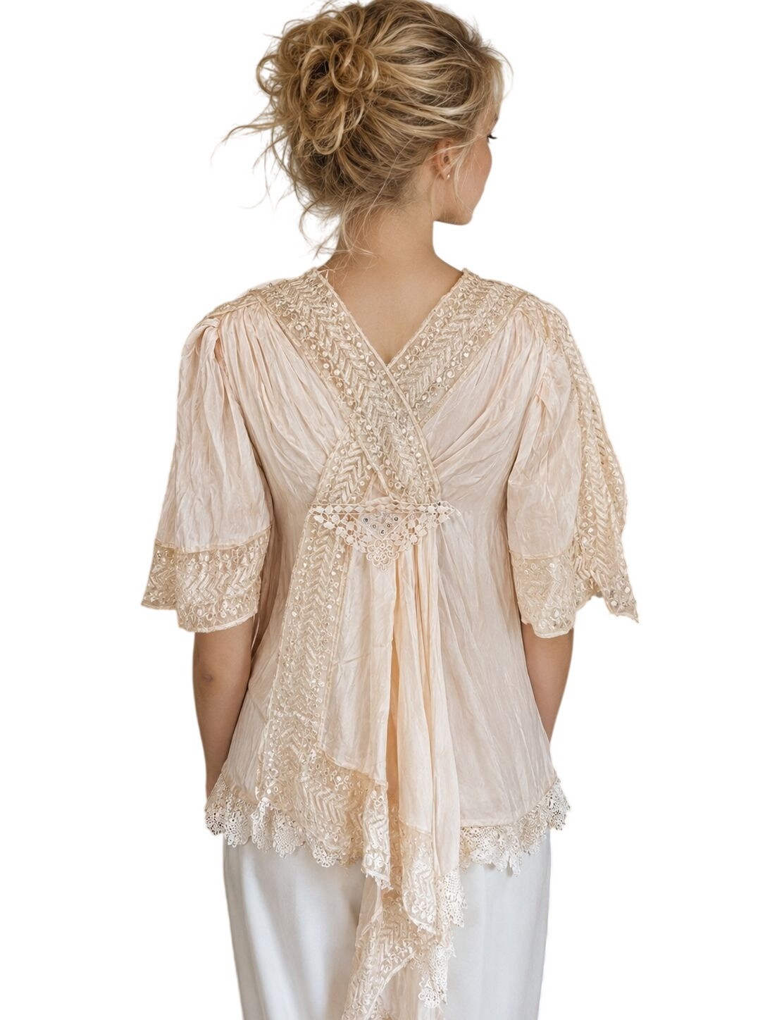 Edwardian Early 20s silk boudoir jacket blush pink with lace trim AS IS
